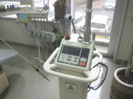 歯科レーザー治療器
